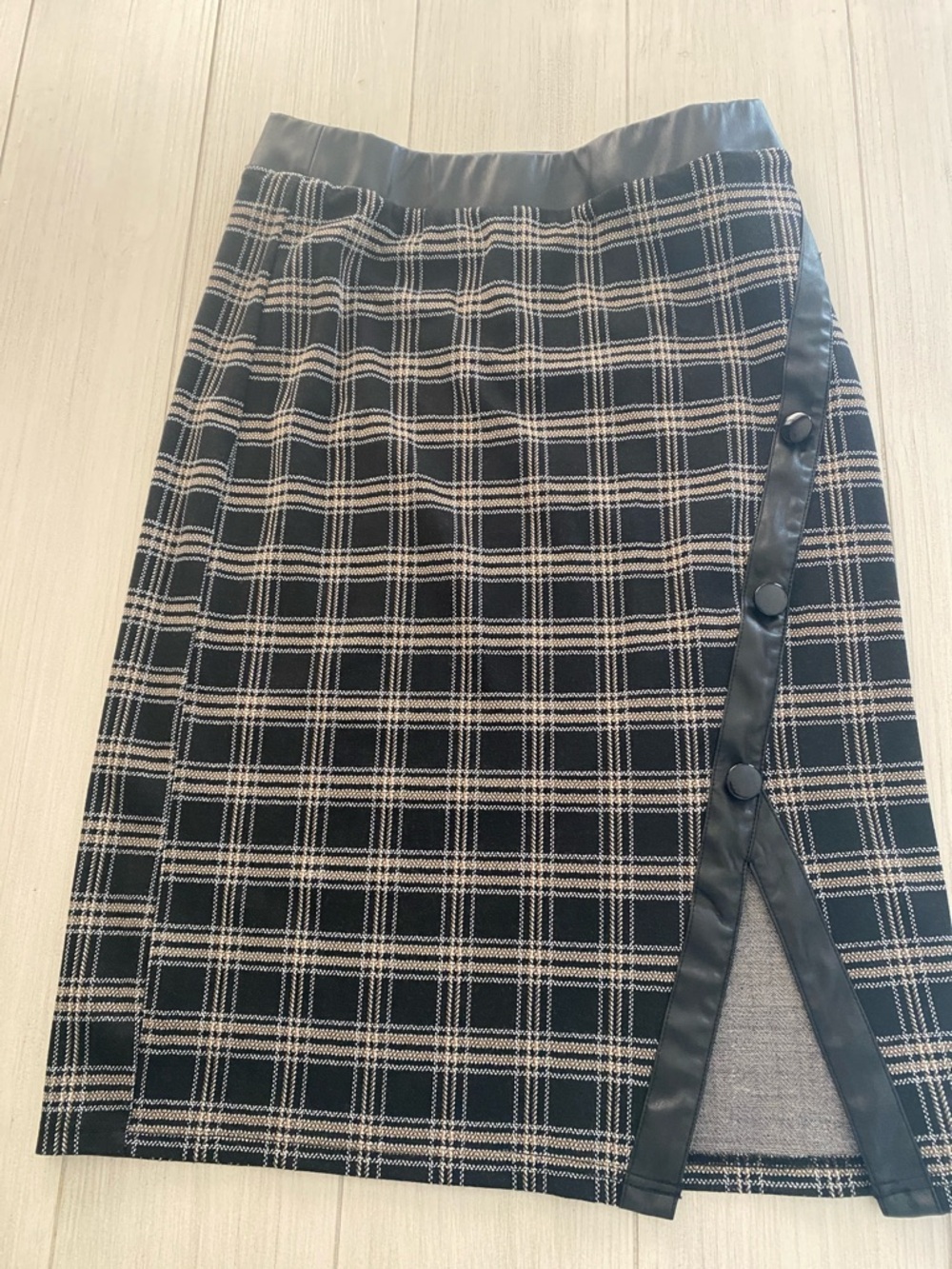 Cato Black and Cream Plaid Pencil Skirt with Faux-Leather Trim